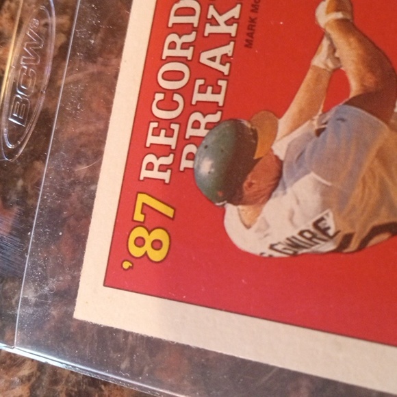 1988 Topps Mark McGwire ERROR #3 Card⚾ - Picture 9 of 17